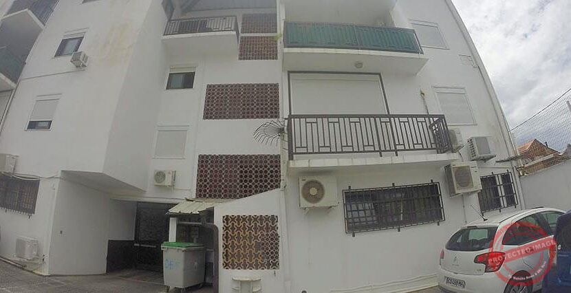 leg003_facade
